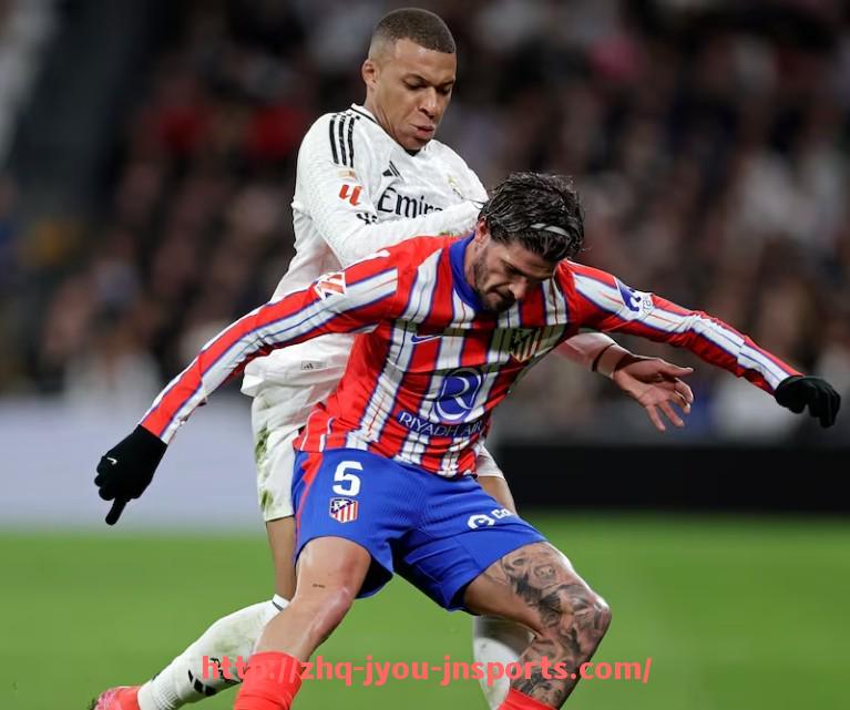 jiuyou九游娱乐-曾面临破产的德甲球队名单与危机处理案例