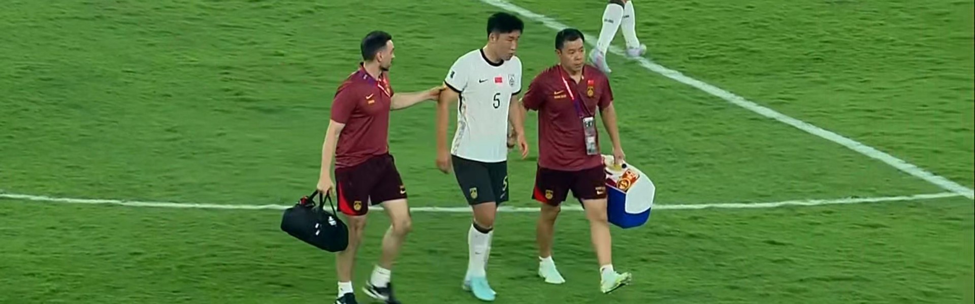 jiuyou九游娱乐-法甲球队商业模式分析及创新发展策略研究