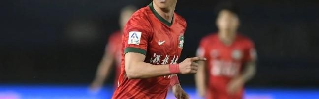 jiuyou九游娱乐-法甲比赛票价对比分析:观赛成本与球迷体验探讨