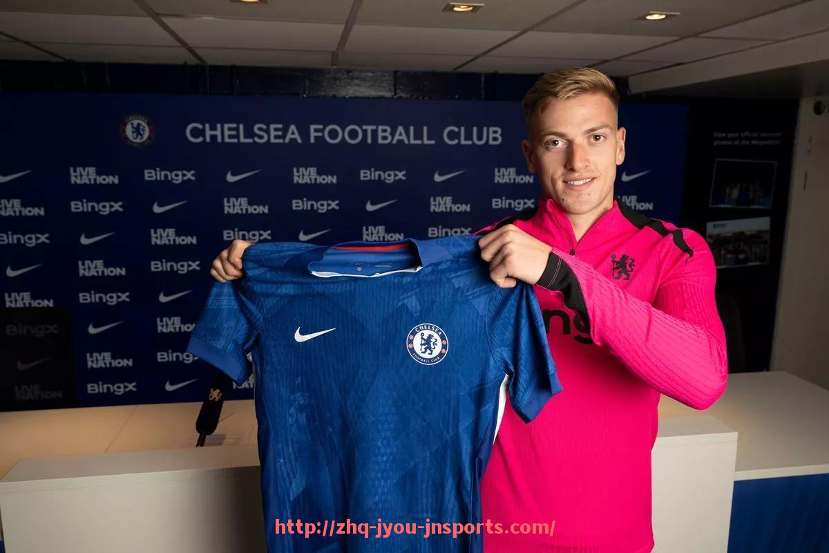 jiuyou九游娱乐-英超球队为何打不过德甲球队的原因探讨